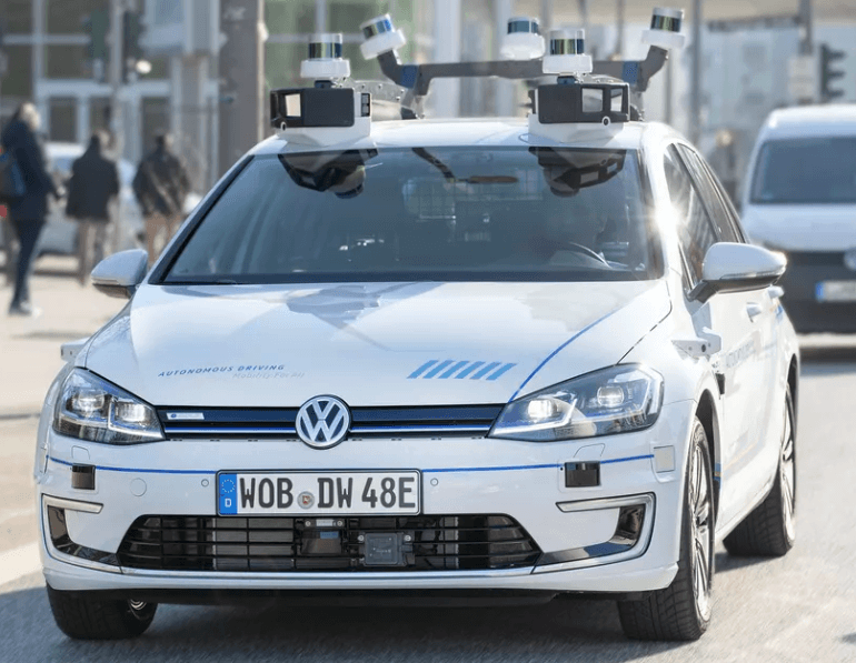 Photo of VW e-Golf used in Hamburg AV pilot with cameras and sensors on board