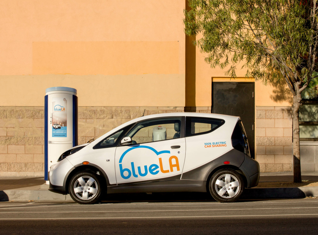 Image of BlueLA carshare vehicle